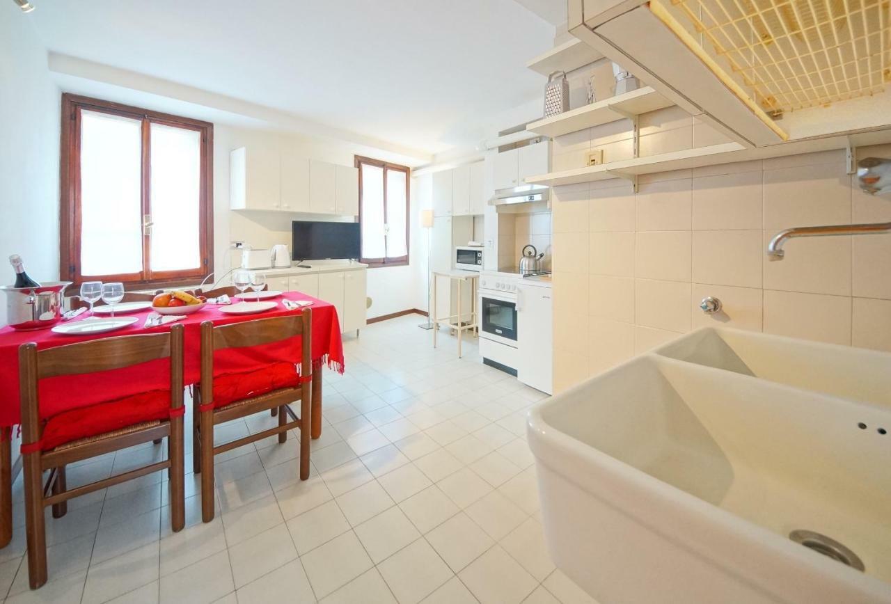 Appartement Calle Dei Fabbri Venetië